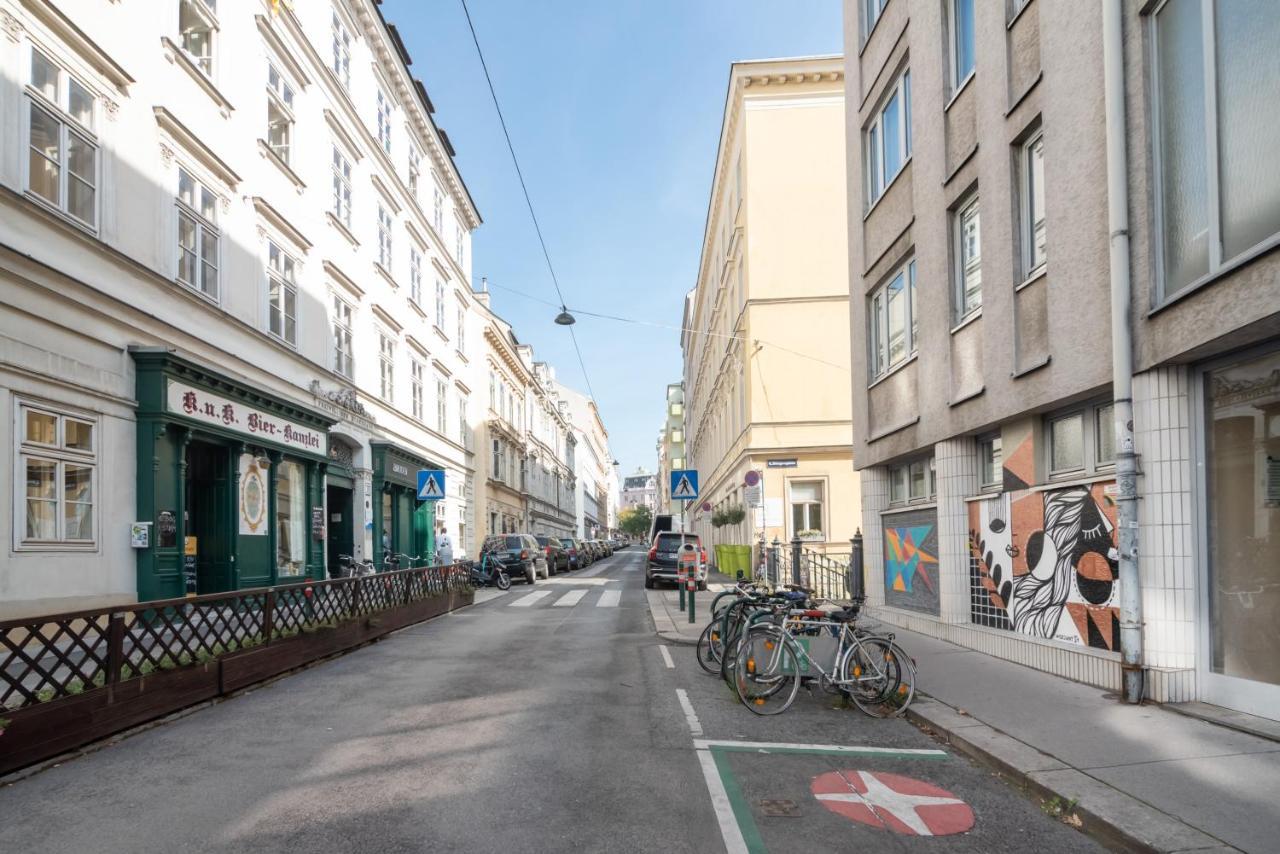 Immersed Into Vienna'S City Life And Yet A Retreat, Minimum 30 Nights Buitenkant foto